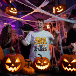 Konstigt Sak är på gång - Cute Halloween Cat T Shirt