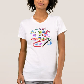 Konstnärer ser skönhet tee shirt