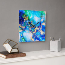 Konstnärlig, färglös väggklocka