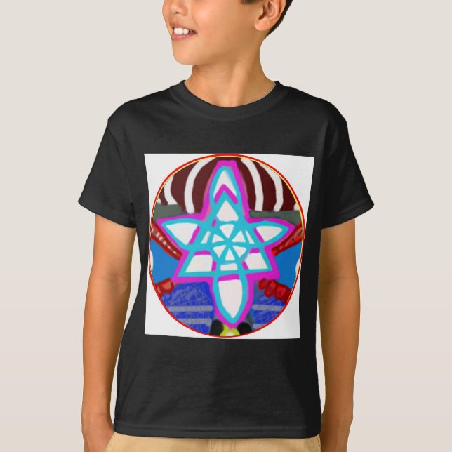 Konstnärlig presentation av sol i MÅNE T-shirt (Framsida)