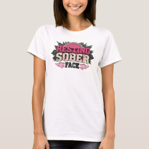 Konstnärlig UTVILA SÖMNIGT ANSIKTE Uttalande Desig T Shirt