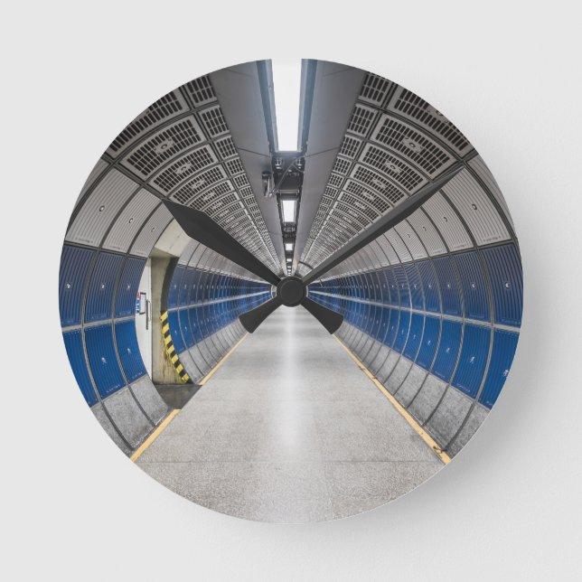 Konstnärliga perspektiv - slussar rund klocka (Framsida)