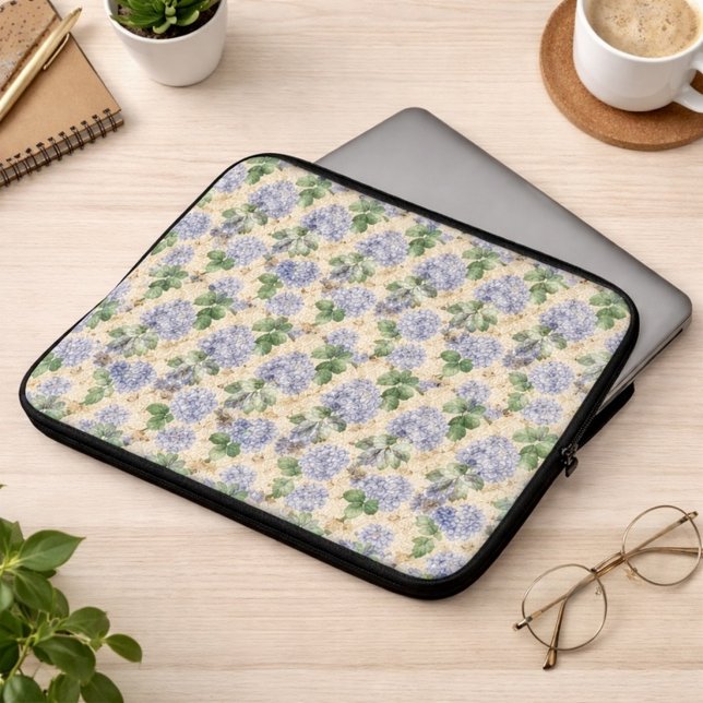 Konstnärligt hydrangeamönster med trollsländor i j laptop fodral (Skapare uppladdad)