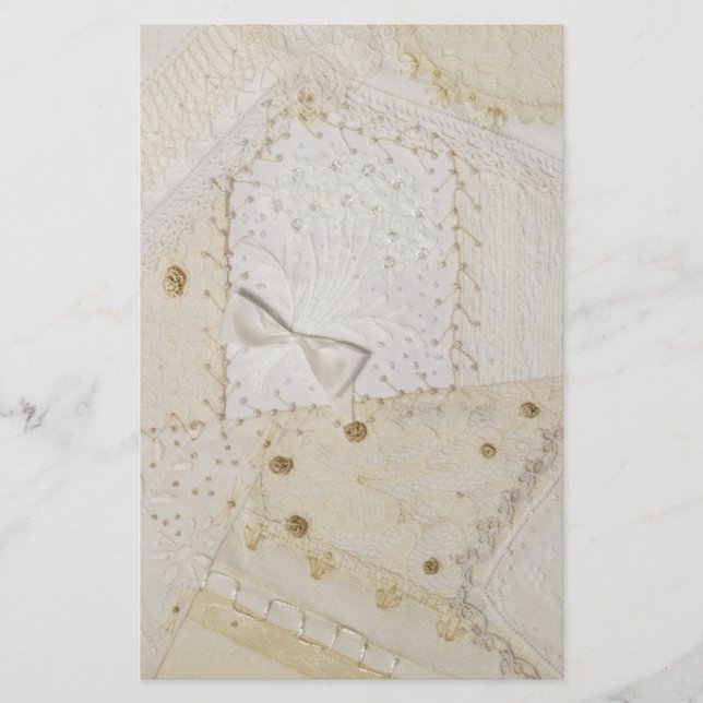 Konstruktion av Cream- och White Patchwork - stati Brevpapper (Framsida)
