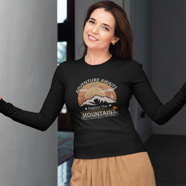 Konstruktion för "Äventyr Awaits-Explore the Mount T Shirt (Skapare uppladdad)