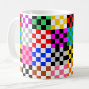 Kontroll av Mönster-design för flerfärgat lappverk Kaffemugg