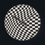 Kontrollera kontrolltavlan Black and Cream White M Rund Klocka<br><div class="desc">Retro Checkered mönster - black and white twisted check/vågigt and warped checkerboard.</div>