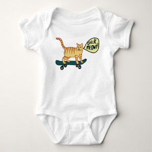 Kontrollera Meowt Punny Skateboarding Tabby katt T Shirt