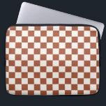Kontrollera Rust Checkboard för Terracotta Checker Laptop Fodral<br><div class="desc">Checkered Mönster - Earth Tones Terracotta Checkerboard.</div>