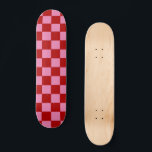 Kontrollerad röd och Shock rosa Mini Skateboard Bräda 18,5 Cm<br><div class="desc">Abstrakt digital konst av röda rutor och shock rosa i en schackrad form. Med möjlighet att ändra rosa fyrkanter genom att ändra bakgrunden till färg så att den matchar de röda fyrkanterna.</div>