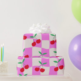 Kontrollerade körsbär på Rosa Warpe Checkerboard Presentpapper