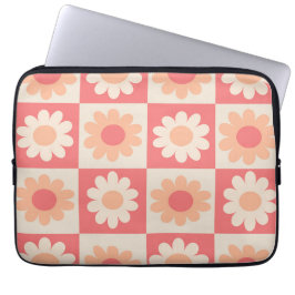 Kontrollerade Peach Fuzz- och Orange Retro Flowers Laptop Fodral