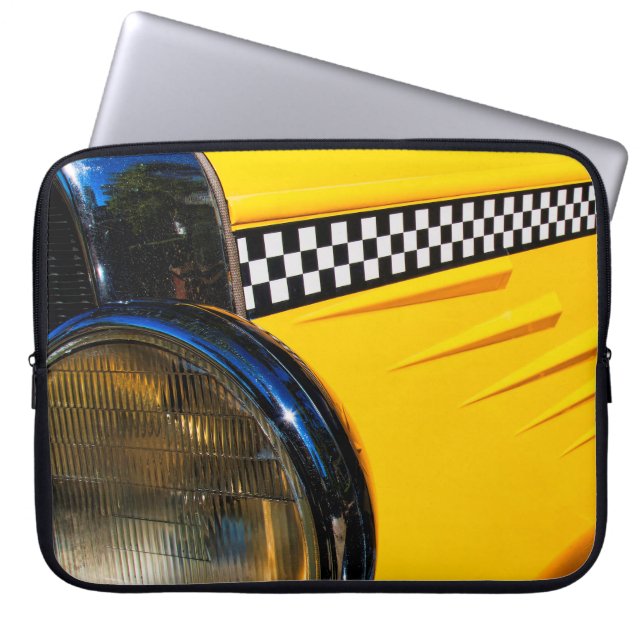 Kontrollerat förflutet laptop sleeve (Framsidan)