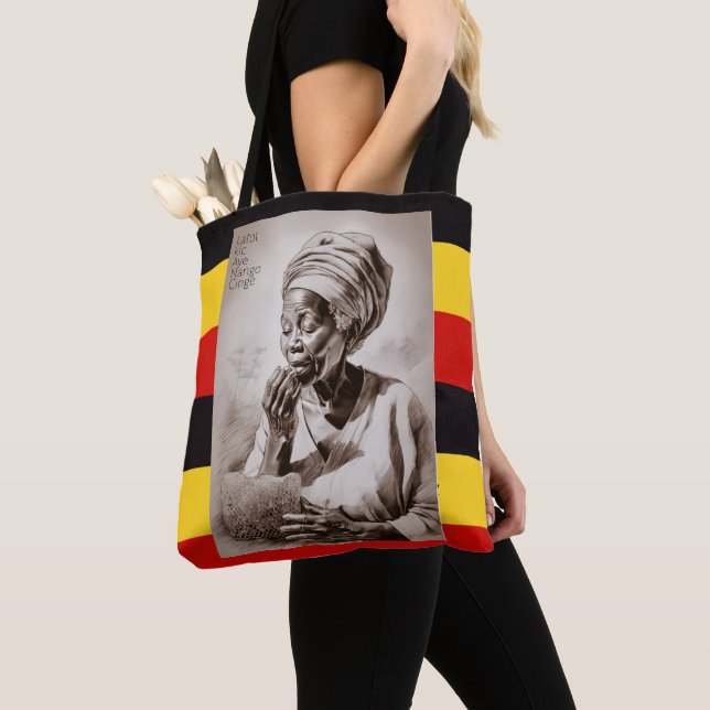 Konymoi Tote - Acholi 'Latot Kic aye nango cinge' Tygkasse (Närbild)