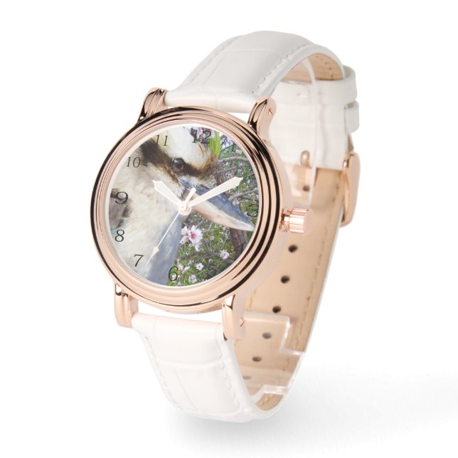 Kookaburra bredvid ett blommande träd, armbandsur (Vinkel)