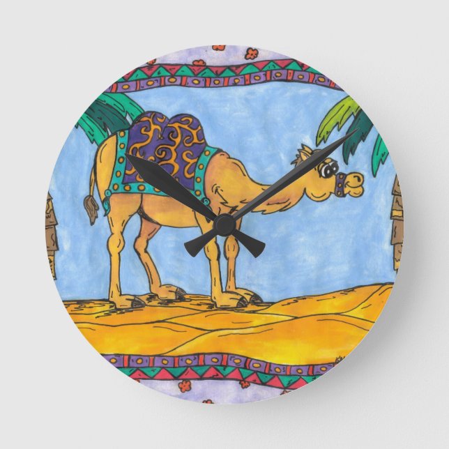 Kooky Camel Rund Klocka (Framsida)