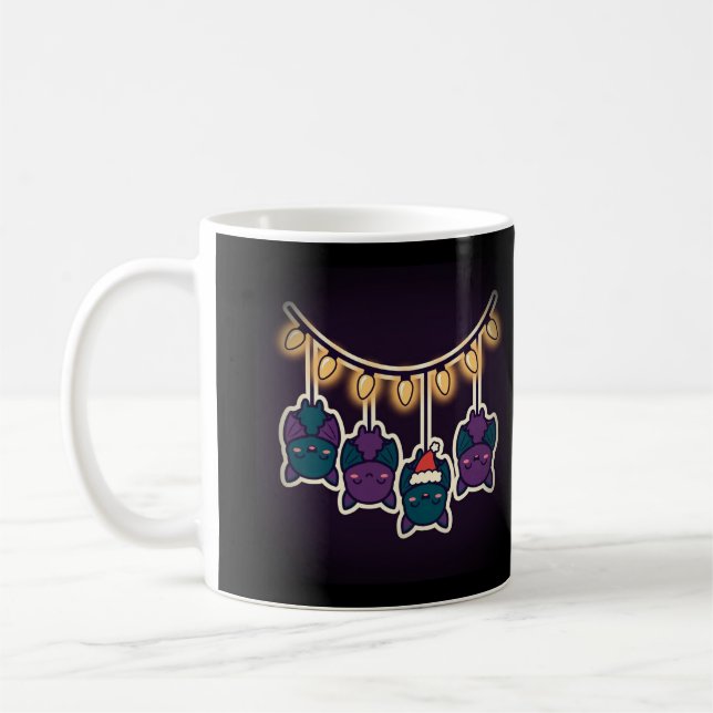 Kop med fladdermöss på julgransbelysning kaffemugg (Vänster)