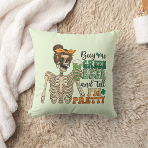 Köp mig Grönt Beer - Skeleton   St. Patrick's Day Kudde