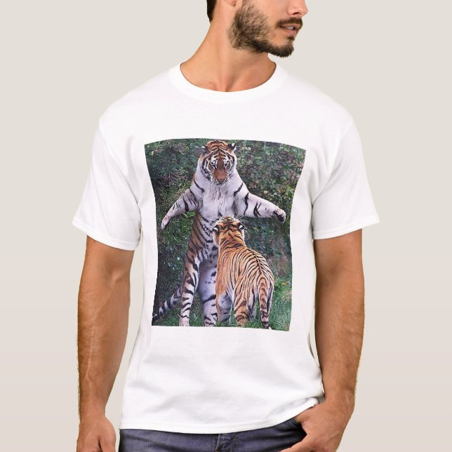 Köp perfektens tiger-gåva! t shirt (Framsida)