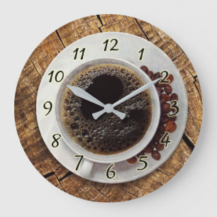 Koppen av kaffekök tar tid på stor klocka