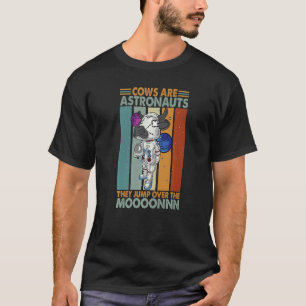 Kor är astronauter de hoppar över månen t shirt