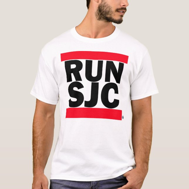 KÖR den vita utslagsplatsen för SJC Tee Shirt (Framsida)
