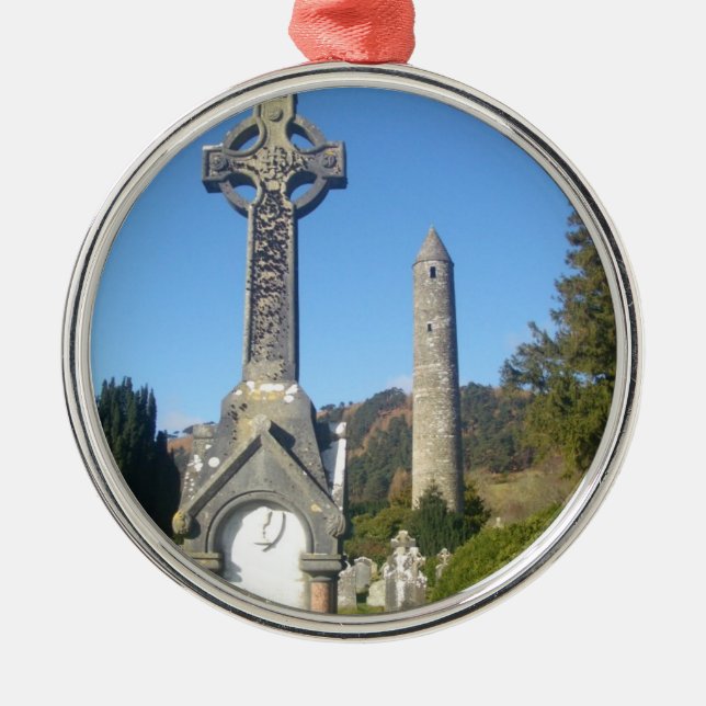 Kor för St Kevins och rundatorn Glendalough Julgransprydnad Metall (Framsidan)
