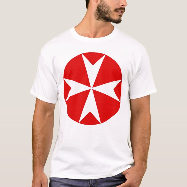 Kor i Malta v2 (vit på rött) T Shirt (Framsida)