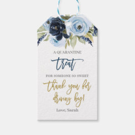 Kör med blå blommigt presentetikett