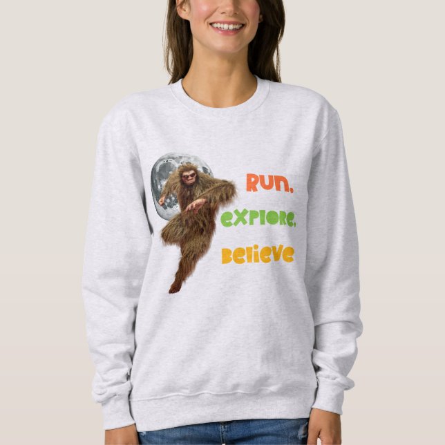 Kör Sasquatch Äventyr Tro Design T Shirt (Framsida)