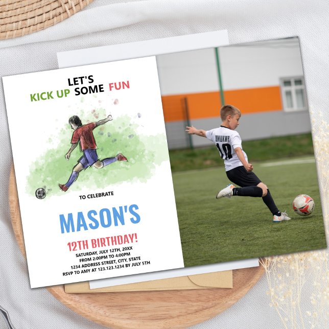 Köra inbjudan till fotbollsdagen med foto (Running Soccer Birthday Invitations with photo)