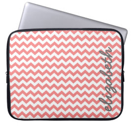 Koral och Grått Chevron Mönster med Big Namn Laptop Sleeve