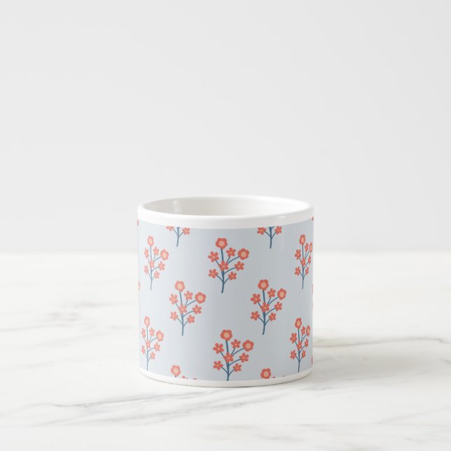 Korallblomsspriggar på disig blå mönster  espressomugg (Framsidan)