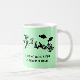 Korallrev med fisksimning kaffemugg