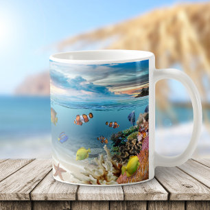 Korallrev under vatten med tropiska fiskar kaffemugg