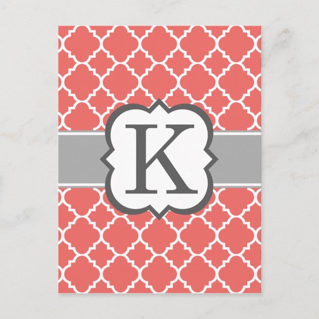 Korallvit monogram bokstav K Quatrefoil Vykort (Framsida)