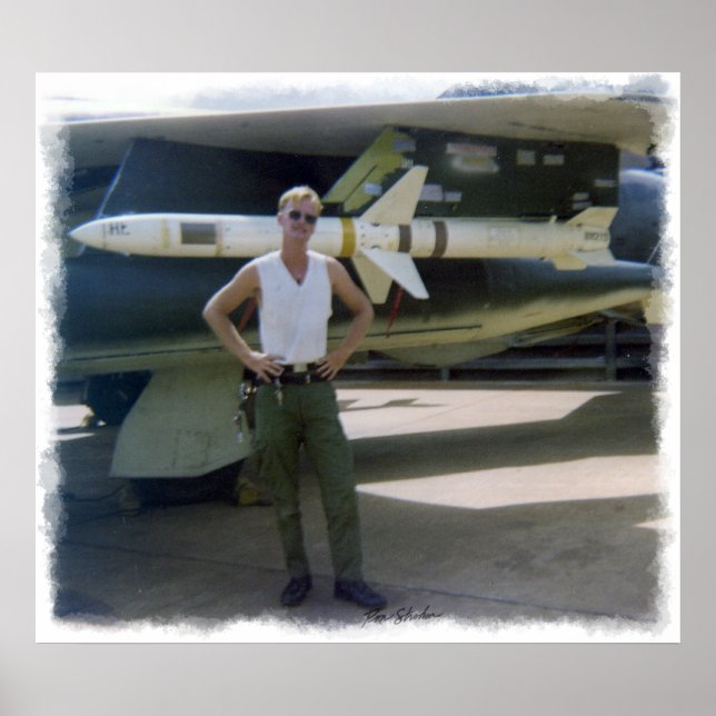 Korat AFB Thailand 1968 F-105 Skriv ut Poster (Framsidan)