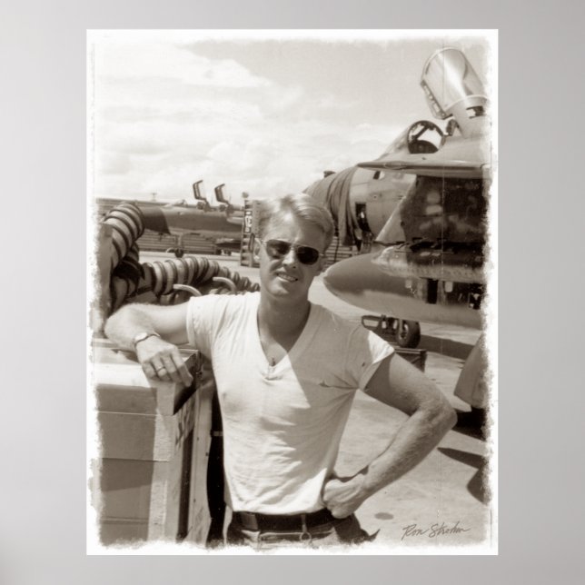 Korat AFB Thailand 1968 Skriv ut Poster (Framsidan)