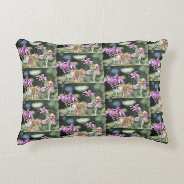 Korfu Lilac Wildblommor accent Prydnadskudde (Framsidan)