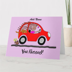 Körkort med kvinnligt körkort i lycklig kort