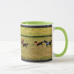 Körning av hästar på ett Ranch Equine Photo Mugg