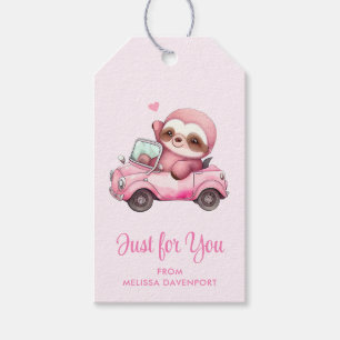 Körning av Rosa Sloth med en konvertibel Presentetikett