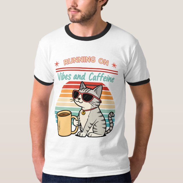 Körning på Vibes & koffein - Coola Cat Retro T Shirt (Framsida)