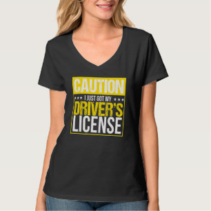 Körningsdrivrutin för körkortsskylt t shirt