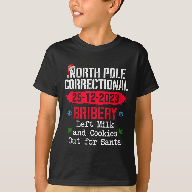Korrigeringsbestickning av Nordpolen Lämnat Mjölk  T Shirt (Framsida)