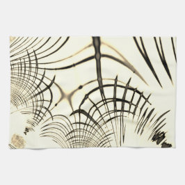 Korsade nöt-bruna eller khaki-krökta spår upp beig kökshandduk