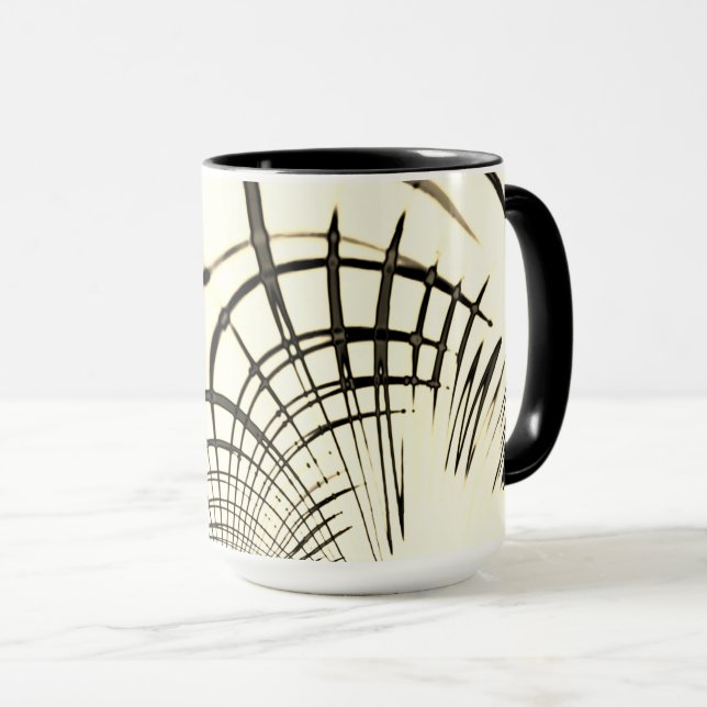 Korsade nöt-bruna eller khaki-krökta spår upp beig mugg (Framsida höger)