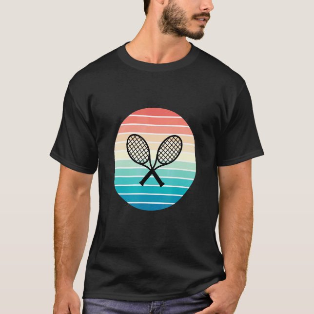 Korsade tennis Racquets Retro Sunset Stil för PLA T Shirt (Framsida)