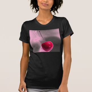 körsbär i blått t shirt