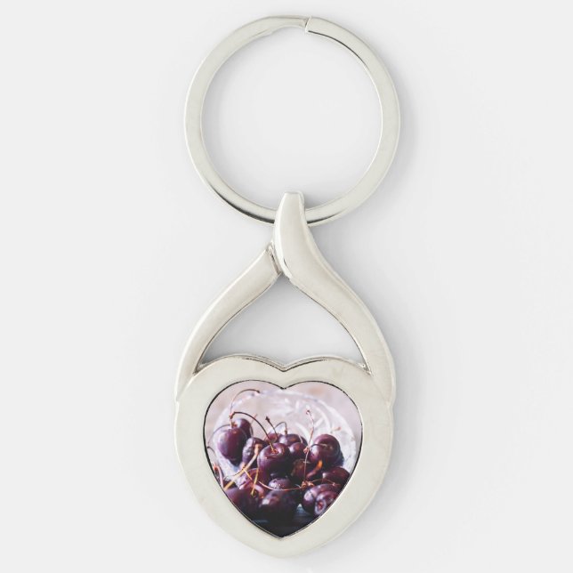 Körsbär Twisted Heart Silverfärgad Nyckelring (Framsidan)